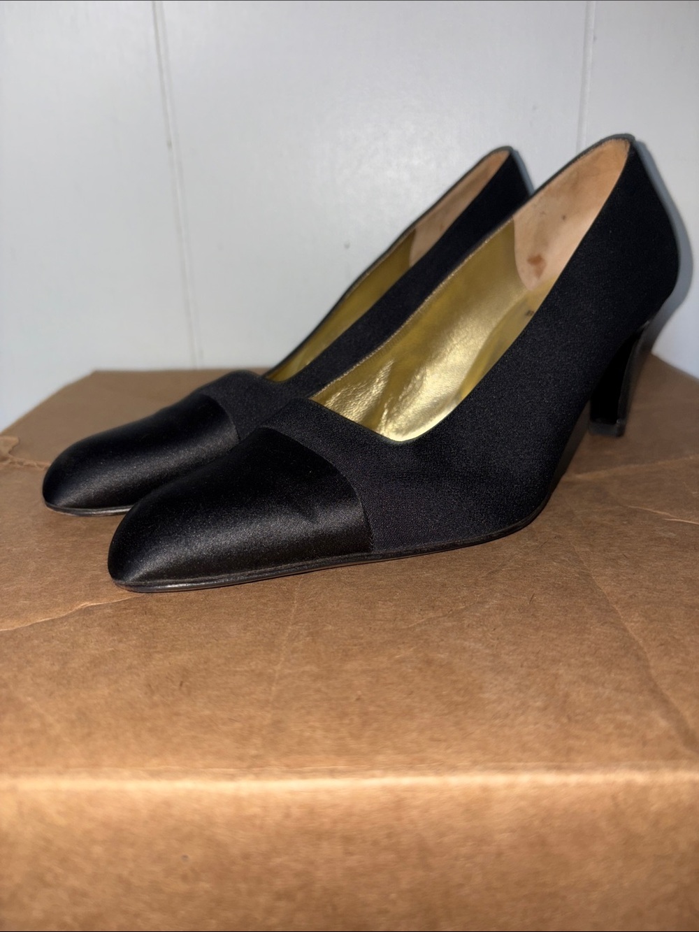 Bruno Magli Black Satin Pointed-Toe Pumps with Gold Interior size 7B